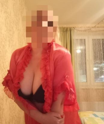 💋
Я гарантирую тебе незабываемый опыт, полный страсти и наслаждения. Мои услуги нацелены на твою полную релаксацию и удовлетворение. 💦
Имею много позитивных отзывов от восторженных клиентов, которые наслаждались каждым мгновением проведенным со мной. 🌟
На моих фото ты увидишь аппетитные формы, соблазнительный взгляд и манящую улыбку. Я готова подарить тебе страстные моменты, которые останутся в твоей памяти надолго. 💫
Не упусти возможность окунуться в мир блаженства со мной🌹. Жду тебя в Москве, чтобы сделать все твои фантазии реальностью. 💖 Галина